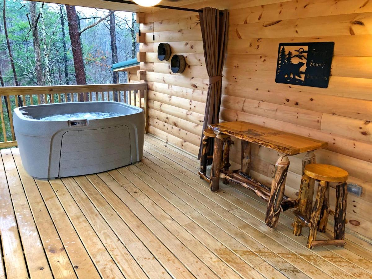 Villa Gatlinburg - Honeymoon Hideaway Esterno foto