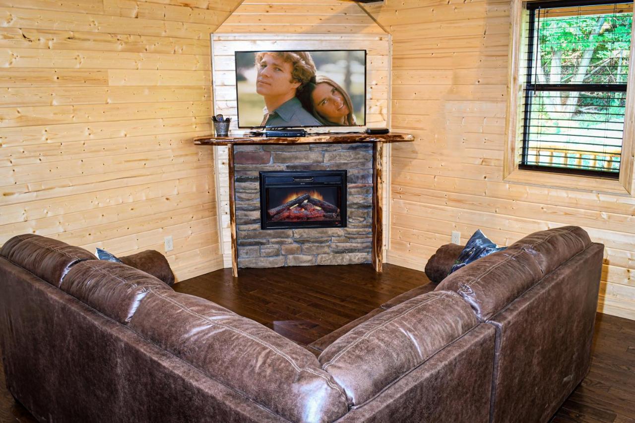 Villa Gatlinburg - Honeymoon Hideaway Esterno foto