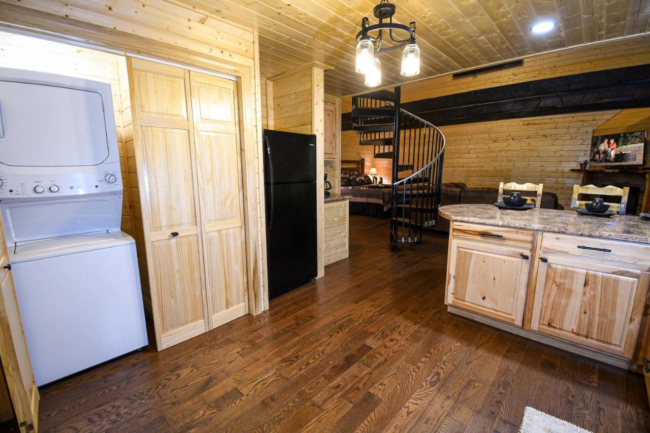 Villa Gatlinburg - Honeymoon Hideaway Esterno foto